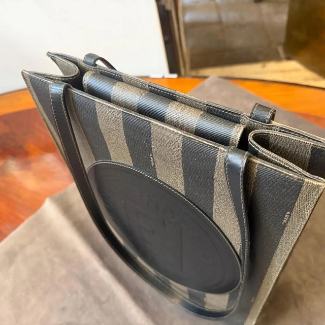 1990s Black PVC Pequin Striped Pattern Shoulder Bag by Fendi Rome For Sale - Image 12 of 15
