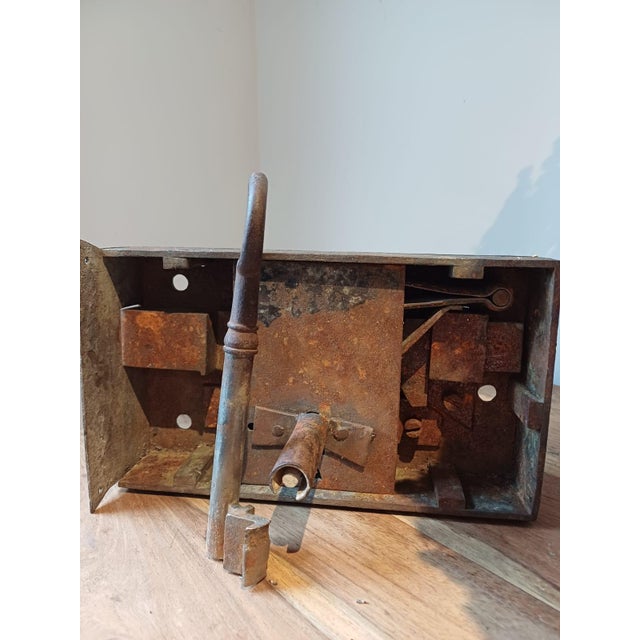 Knight's Templar Fortress Lock with Large Key and Steel Gate Hinge Pins, Set of 5 For Sale - Image 5 of 10