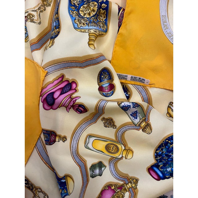 Contemporary HERMÈS FLACONS Silk scarf 1988 designed by Baschet Catherine For Sale - Image 3 of 10