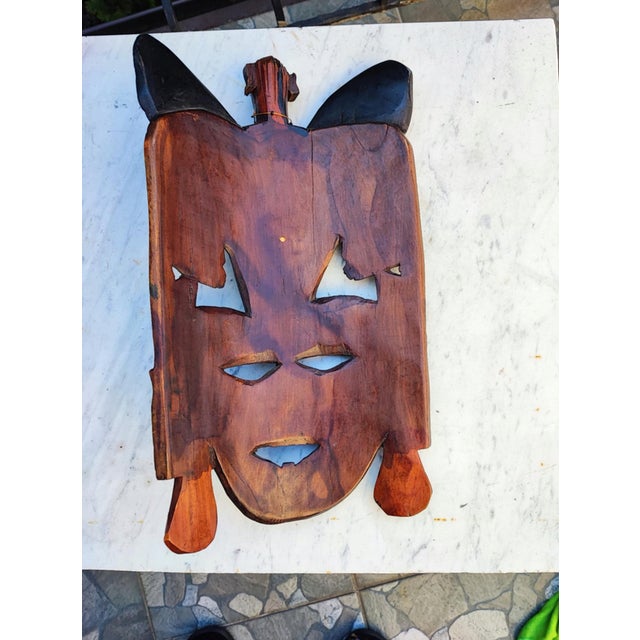 Wooden sculpture, Masai mask, vintage 1970s-1980s, dimensions: height 37.5 cm, width 20.7 cm, depth 7 cm.