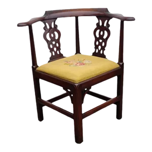 Antique Early 1900th Century George II Style Mahogany Chippendale Corner Chair Needlepoint Roses Upholstery