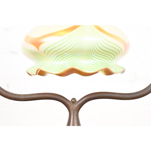 Tiffany Studios New York Bronze Harp Desk Lamp With Pulled Feather Favrile Glass Shade For Sale - Image 9 of 15