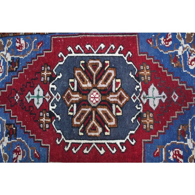 1990s Turkish Blue Medallion Yastik Rug For Sale - Image 10 of 13