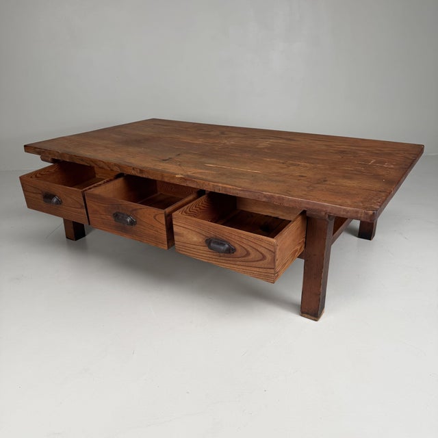 Large Japanese Low Table with 6 Drawers in Sugi Wood, 1930s For Sale - Image 4 of 18
