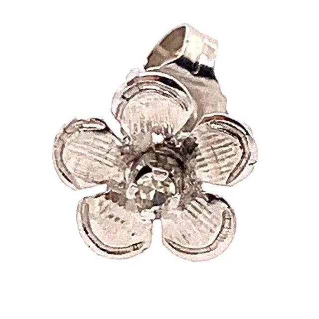 14 Karat White Gold Flower Stud Earrings With Round Diamond For Sale - Image 10 of 10