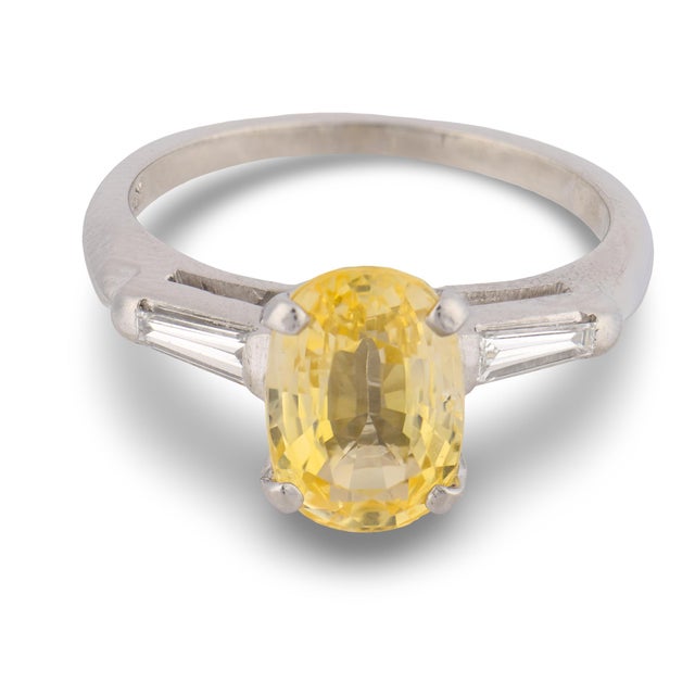 Contemporary 1950s Mid Century Gia 2.91 Carat No Heat Yellow Sapphire Diamond Platinum Ring, Size 6 For Sale - Image 3 of 5