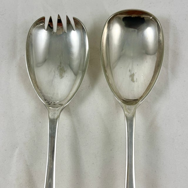 Wood English Sheffield Silver & Oak Handled Salad Fork & Spoon Serving Pair, C. 1886 For Sale - Image 7 of 10