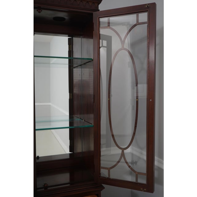 1980s Harden Mahogany 4 Door Breakfront China Cabinet For Sale - Image 5 of 18