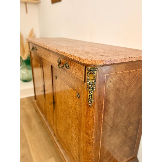 Brown Antique French Commode in Burl Wood with Pink Marble and Gilt Bronze, 1890s For Sale - Image 8 of 16