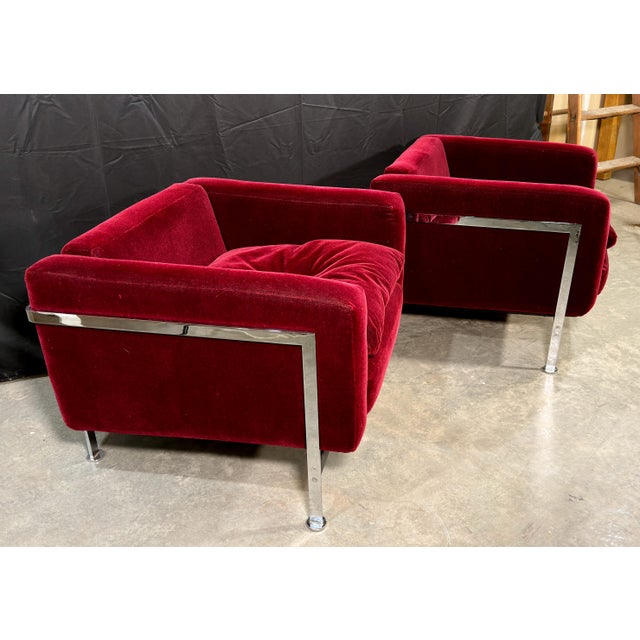 Stendig Mid-Century Modern Cube Lounge Chairs in Burgundy Mohair Velvet and Chrome, Robert Hausmann for De Sede Style - A Pair For Sale - Image 9 of 16