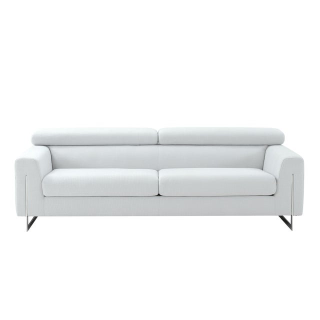 Make your living room the center of attention with our Serena sofa. Fall into a state of relaxation, Soft-rounded edges...