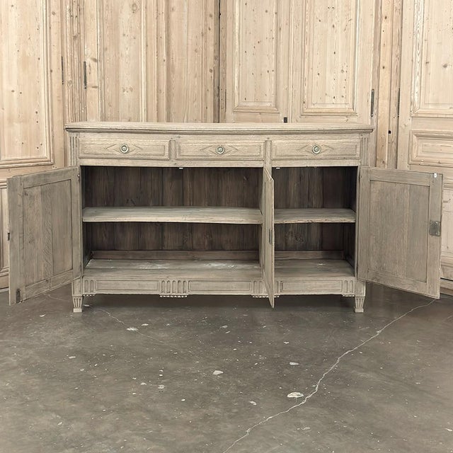 18th Century French Louis XVI Period Stripped Oak Buffet For Sale - Image 13 of 18