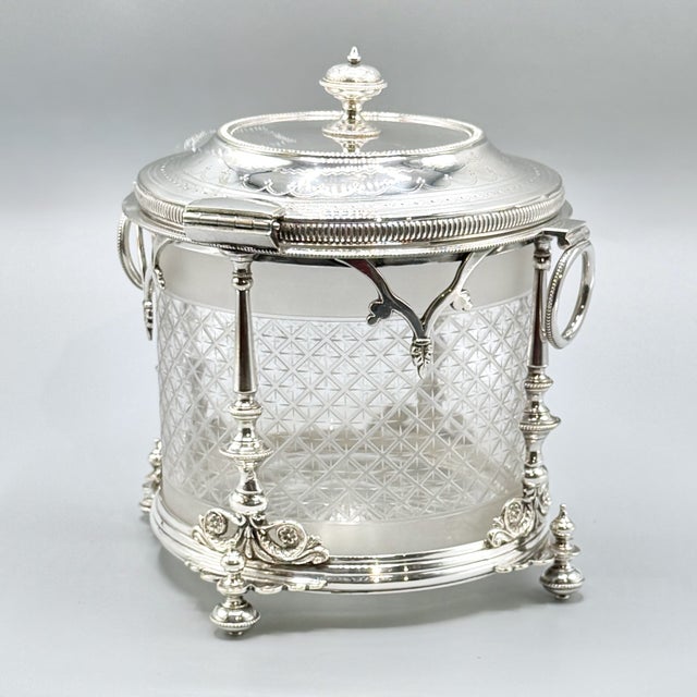 Antique Edwardian English Biscuit Barrel with Silver Plated and Cut Glass Liner, England, 1900 For Sale - Image 3 of 18