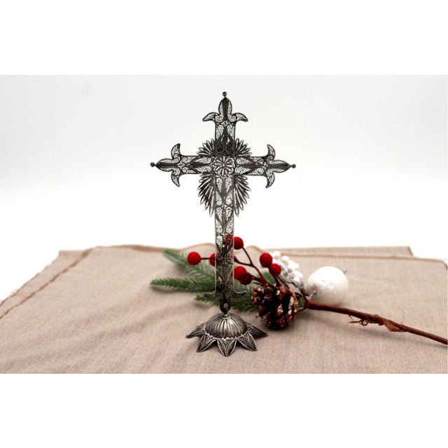 Filigree Silver Table Cross with Reliefs, in Good conditions. Designed 1920 to 1949