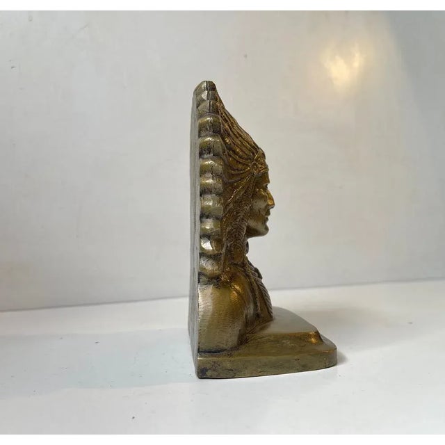 1920s Antique Indian Bronze Chief Bookend, USA. 1920s For Sale - Image 5 of 8