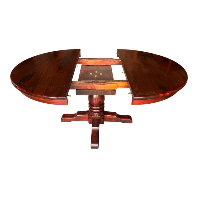 Vintage 1970s Ethan Allen "Old Tavern" Antiqued Pine Round-to-Oval Extension Dining Table With One Leaf. For Sale - Image 10 of 12