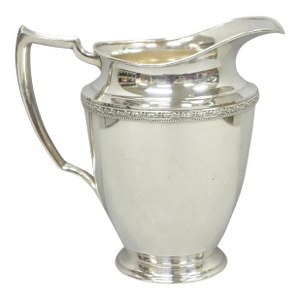 Vintage Wma Rogers Victorian Silver Plated Bulbous Footed Water Pitcher