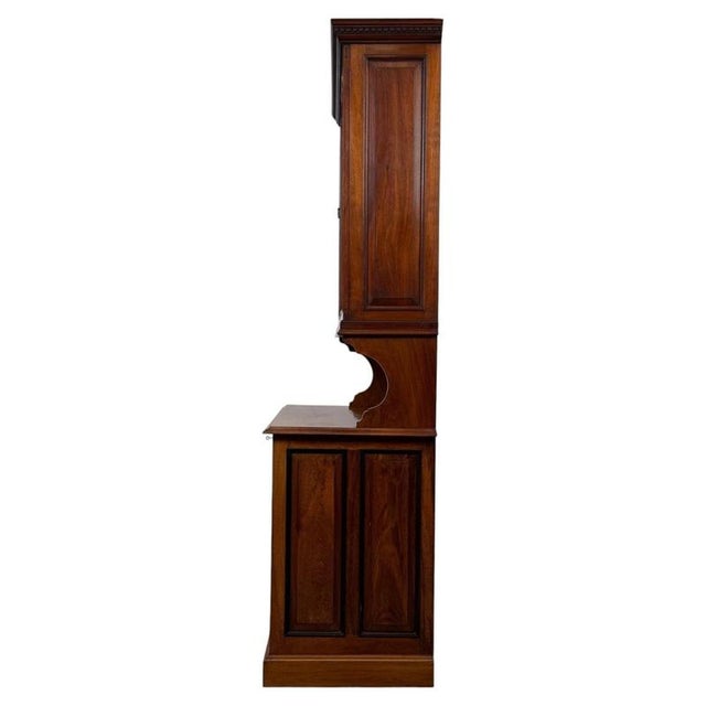 20th Century Edwardian English Walnut Bookcase with Bevelled Mirror, 1890s For Sale - Image 12 of 13