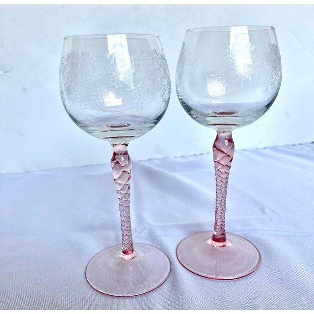 1960s Mid-Century Modern Etched Grapevine Rhine Wine Glasses - Set of 8 Harlequin For Sale - Image 16 of 17