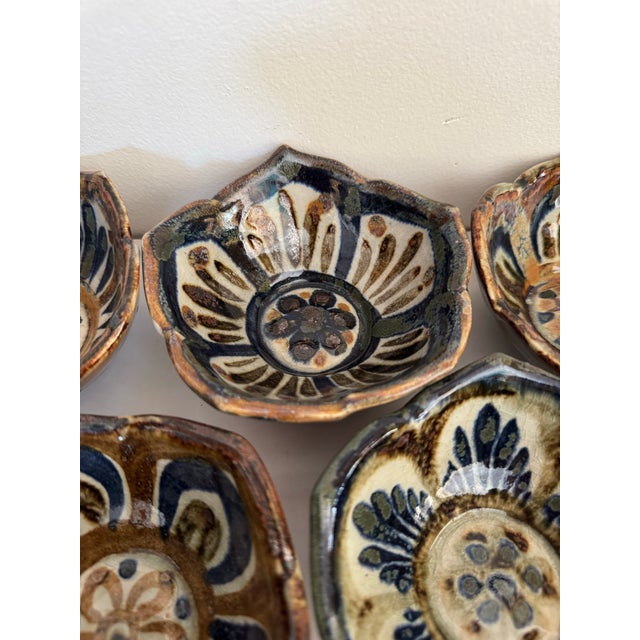 Folk Art Mid 20th Century Ken Edwards El Palomar Lotus Bowls - Set of 7 For Sale - Image 3 of 9