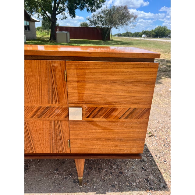 Art Deco French Art Deco 1940's Light Macassar Sideboard For Sale - Image 3 of 12