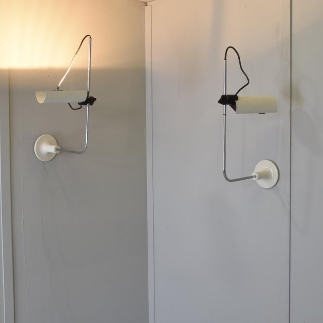 Mid-Century Modern Adam Wall Lamps in Chrome Steel and Lacquered Metal by Vico Magistretti for O-Luce, 1975, Set of 2 For Sale - Image 3 of 13