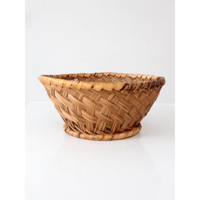 Vintage Handwoven Round Basket For Sale - Image 4 of 9