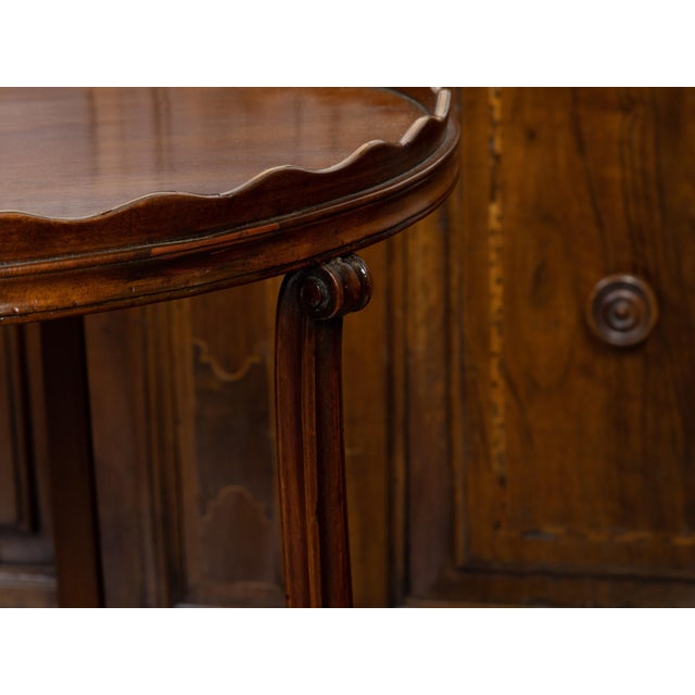Brown English Regency Period 1820s Mahogany Guéridon Table with Pie Crust Tray Top For Sale - Image 8 of 9