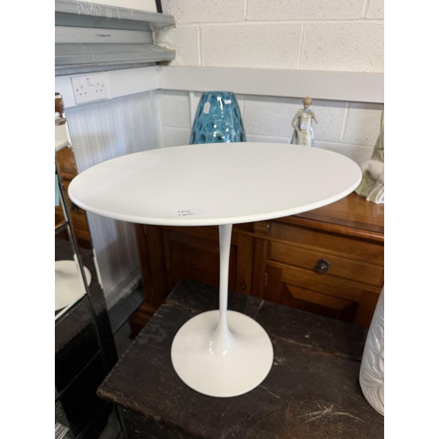 Modern Pedestal Wine Table by Knoll Studio, 2000s For Sale - Image 6 of 6