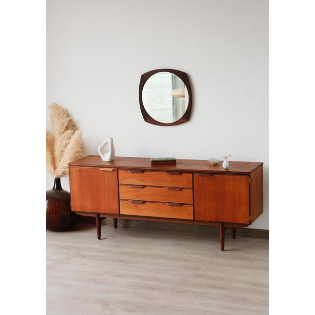 Vintage Scandinavian Teak Sideboard from Austinsuite, 1960s For Sale - Image 4 of 18