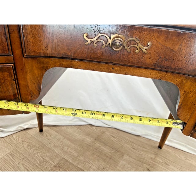 1980s Henredon French Desk Kidney Shaped Vanity Five Dovetail Drawers Petite Size For Sale - Image 11 of 13