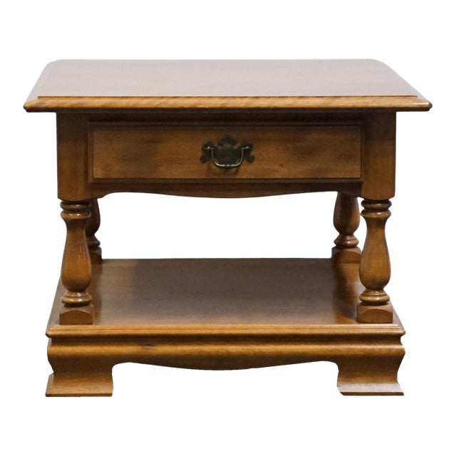 Ethan Allen Heirloom Nutmeg Maple Colonial Early American 26" Square Accent End Table 10-8625 For Sale