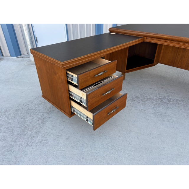 1960s Mid-Century Modern Walnut L-Shaped Executive Desk With Black Laminate Top For Sale - Image 11 of 16