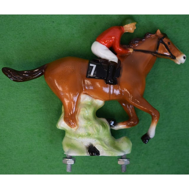 Sz: 4"H x 5 1/4"W x 1"D