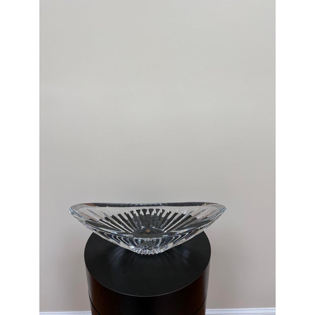 Large Vintage Baccarat Cut Crystal Centerpiece Bowl For Sale In New York - Image 6 of 16