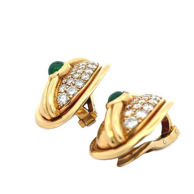 Vintage 18k Yellow Gold Diamond and Emerald Cabochon Clip-on Earrings, Pair For Sale In Miami - Image 6 of 13