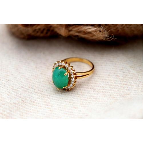 Gold Gold Ring with Cabochon-Shaped Emerald For Sale - Image 8 of 9