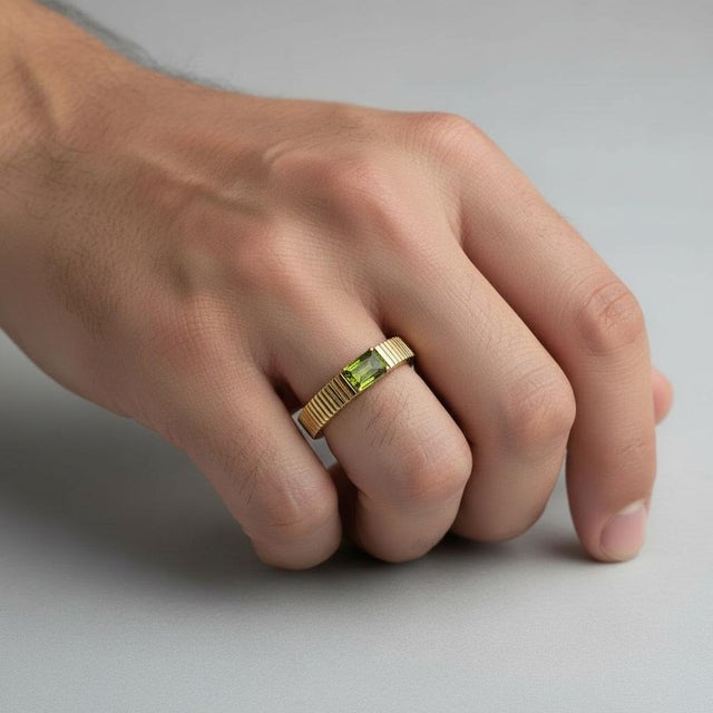 Metal Peridot Solitaire Ring for Men Silver, Gold, Size 9 For Sale - Image 7 of 7