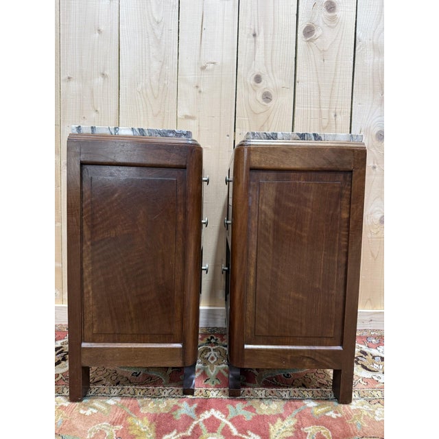 1940s Vintage Art Deco Bedside Tables in Walnut, 1940s, Set of 2 For Sale - Image 5 of 9