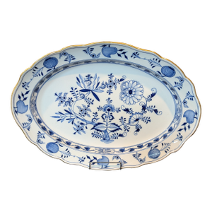 Meissen Blue Onion Gilt-Edge Oval Serving Platter, Late 19th Century, First Quality