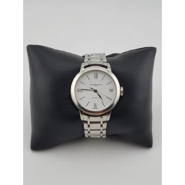 2010s Baume & Mercier Classima White Women's Watch - MOA10267. Excellent Condition. For Sale - Image 5 of 12