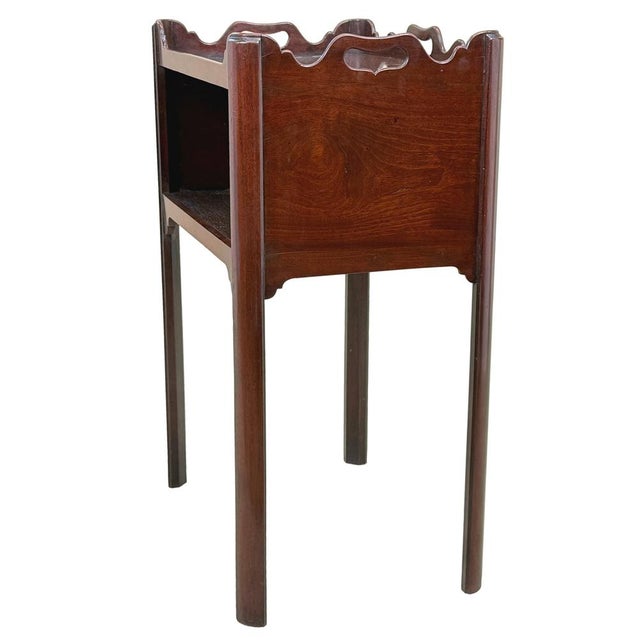 An Extremely Good Quality Georgian 18th Century Chippendale Period Mahogany Bedside Night Table, Or Pot Cupboard, Having...