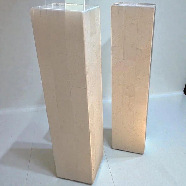 Mid-Century Modern 1980's Maitland-Smith Modernist Tessellated Shell Pedestal For Sale - Image 3 of 8
