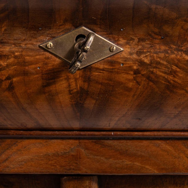 19th Century 19th Century France Rich Mahogany Flame Mahogany Buffet For Sale - Image 5 of 11