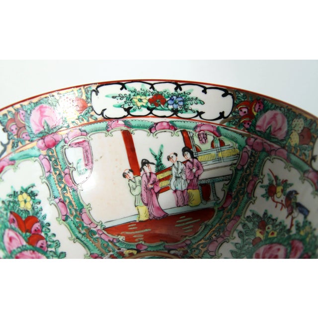 Ceramic Vintage 10" Rose Medallion Hand Painted Chinese Export Decorative Serving Bowl For Sale - Image 7 of 9