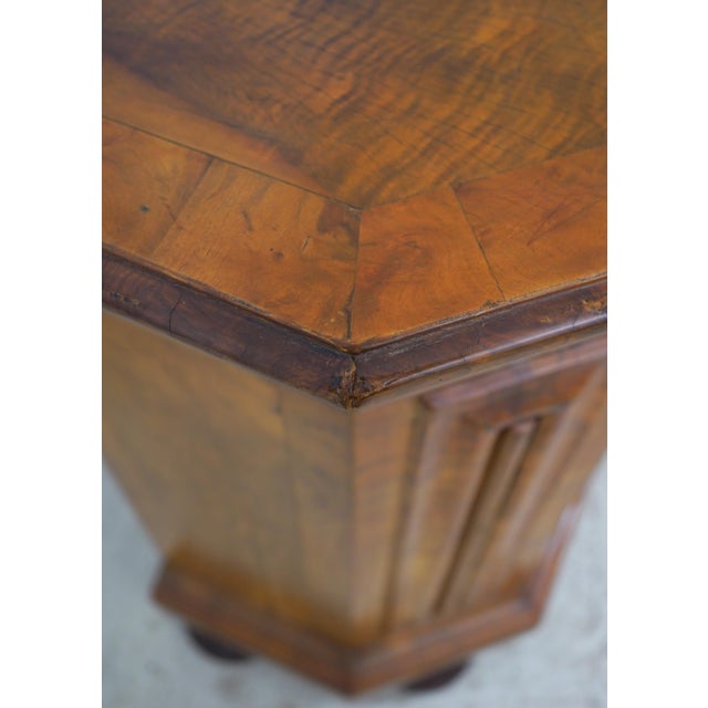 Antique Italian 18th Century Burl Wood 2 Door 2 Drawer Credenza Cabinet For Sale - Image 10 of 18