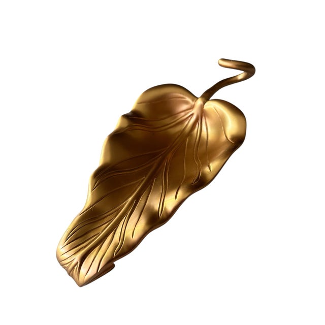 A striking example of L’Objet’s signature blend of artistry and luxury, this sculptural gold leaf bowl is inspired by...