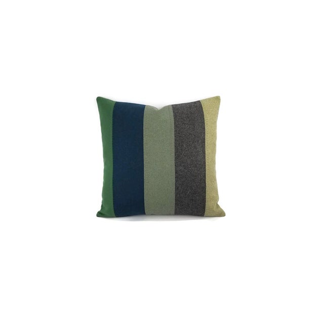 From Kravet Couture is New Suit in the color Peacock. This fabric is made with 80% wool and 20% polyamide. The colors...