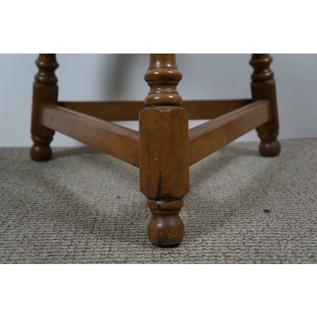 Wood O'Hearn Sugar Maple Triangular Drop Leaf Pembroke Tripod Trefoil Clover Table For Sale - Image 7 of 12
