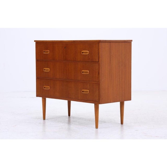 Vintage Chest of Drawers in Teak, 1960s For Sale - Image 10 of 11